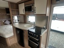 2015 SWIFT SPRITE QUATTRO EW 6.jpg
